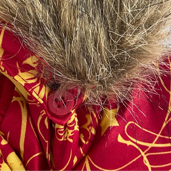 G-Unit Faux Fur Trim Hooded Long Sleeves Gold & Red Puffer Jacket Girl’s Size M - Picture 4 of 15